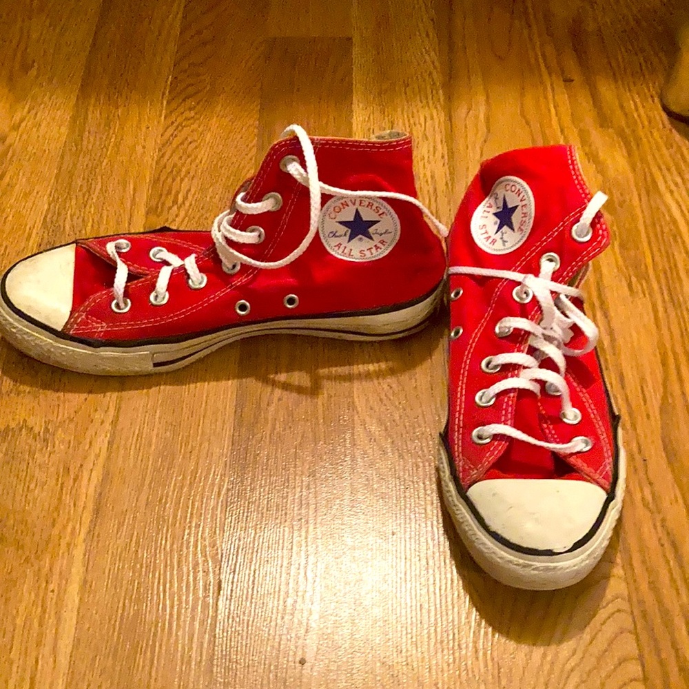 Red Converse high top
